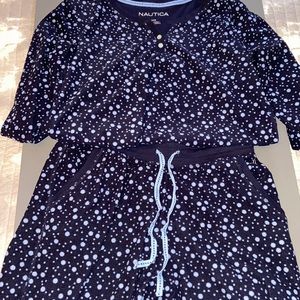 Nautica polka dot fleece flannel pajamas size small EUC